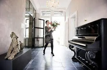 Ganda Rooms & Suites 3*, Гент