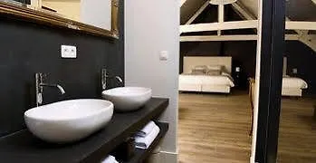 Ganda Rooms & Suites Бельгия